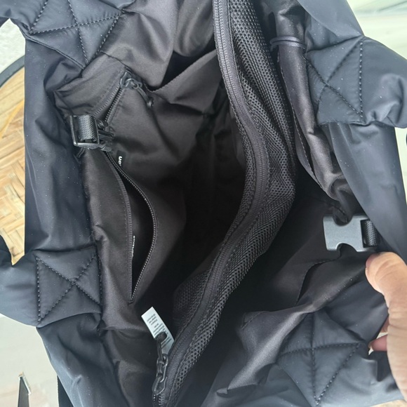 bugaboo donkey chicco adapter for Maxi Cosi, Nuna & Cybex Car Seats sap_subseries:penn fierce iv le the Bugaboo Runner is All Around Pack 26L Condition:Bad (As-in)